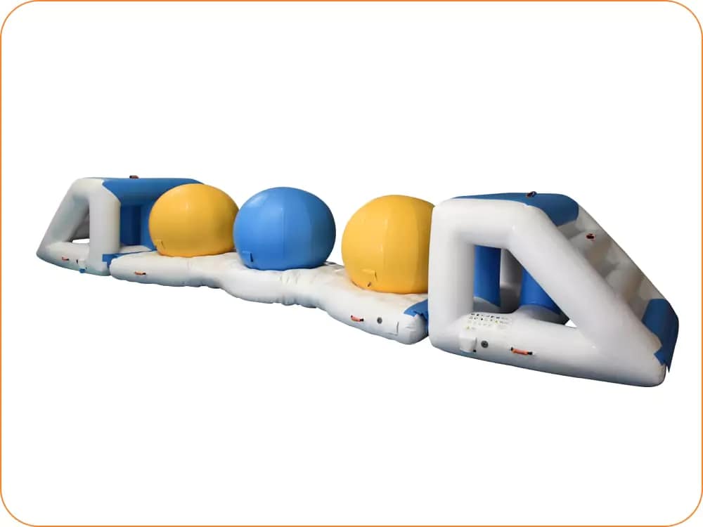 Défi de balles flottantes sur l'eau à vendre — 9m Balls Challenge 01