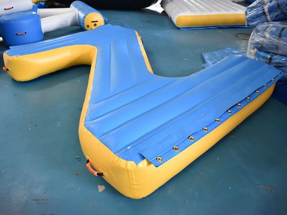 Équipement d'aquaparc gonflable à vendre – “Z” Bridge 01