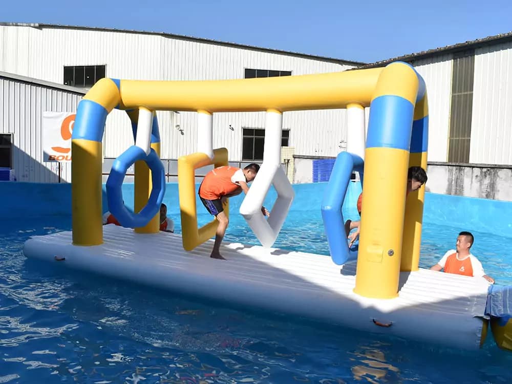 Parcours d'obstacles flottant nouvelle conception 2025 pour adultes – Geo Obstacles