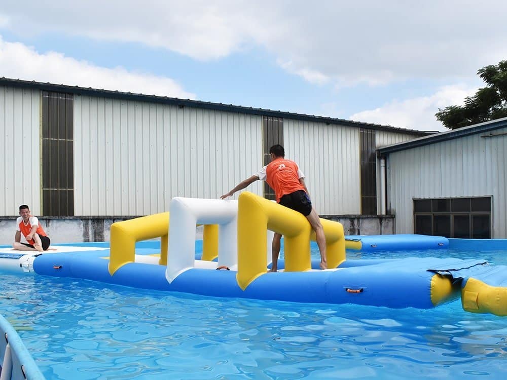 Parcours d'obstacles flottant commercial – défi de parc aquatique — Hurdle-6m 01