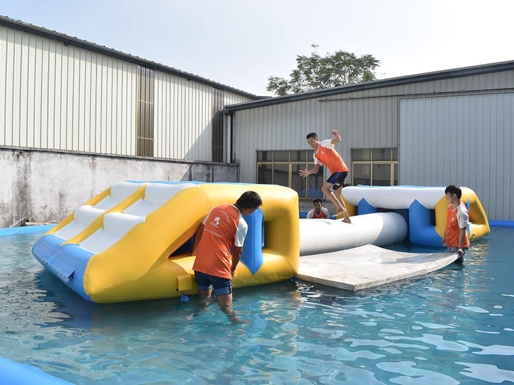 Parcours d'obstacles aquatique gonflable personnalisé à vendre — Rolling Balance 01